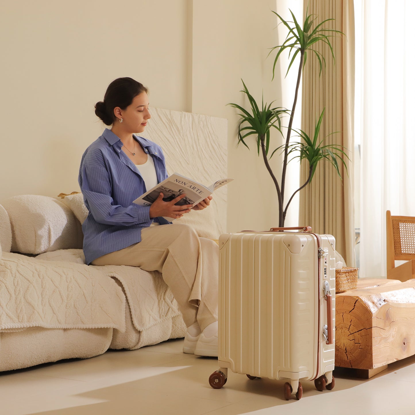 Tavoxda Cabin Suitcase Cream New Model