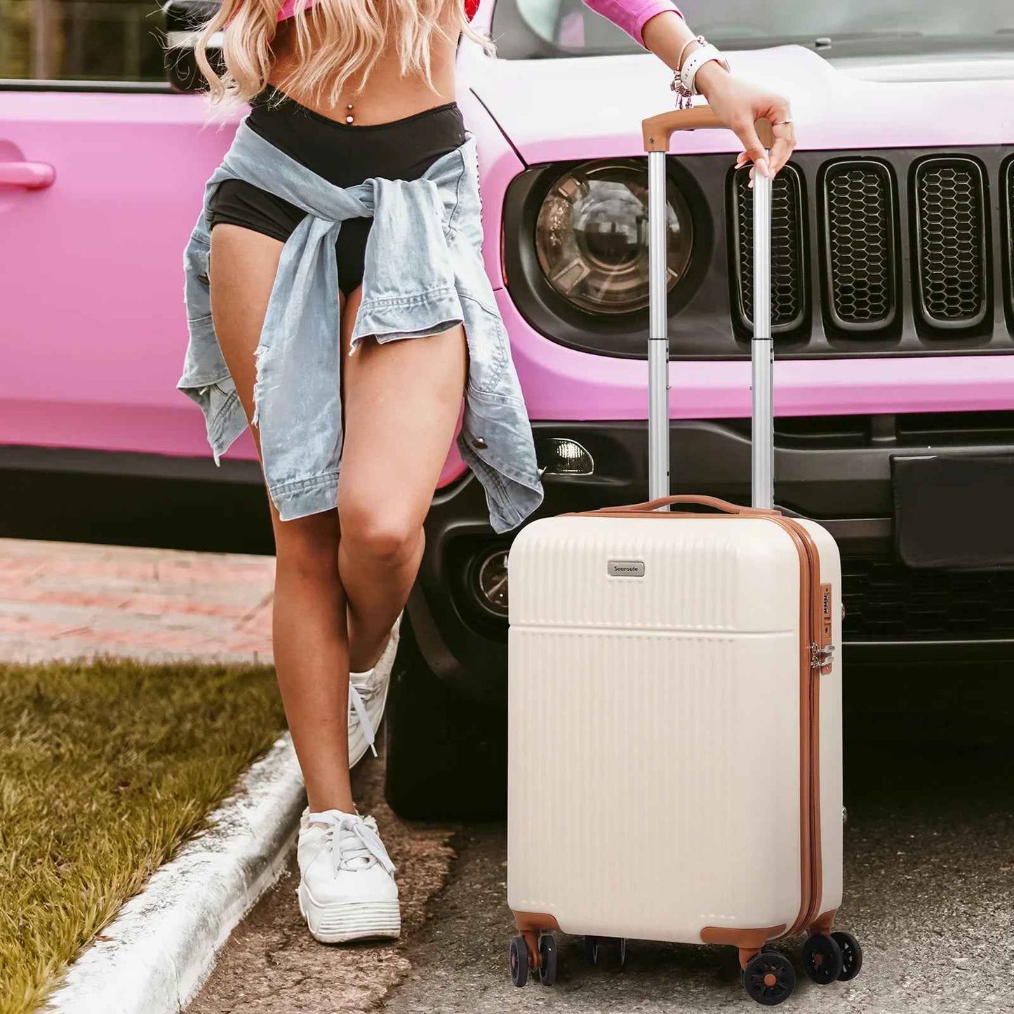 Lightweight Hand Luggage Cream