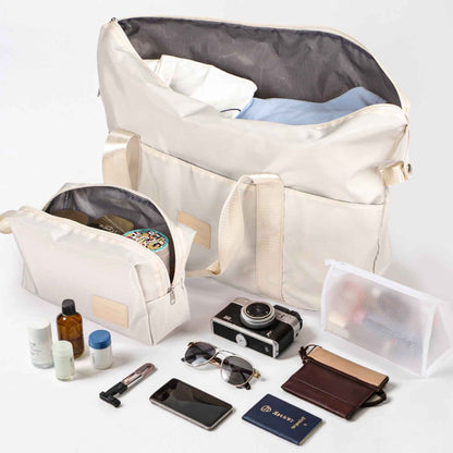 Duffel Bag & Toiletry Case White